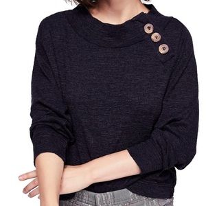 We the Free Don’t Forget Me Oversized Sweater Button Neck Dark Gray Size Small